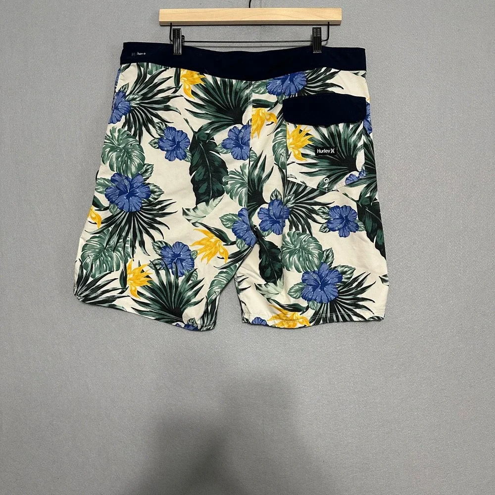 Hurley Mens Tropical Floral Board Shorts White Blue Hibiscus Swim Trunks Size 38